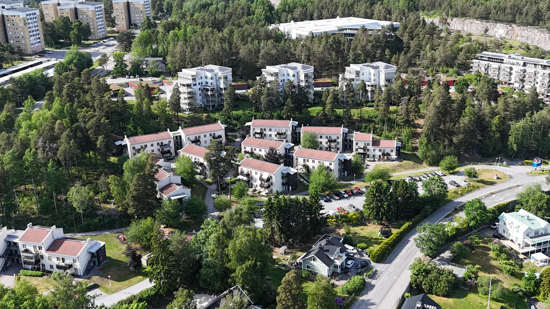 Svartviksbacken och vägen mot vattnet